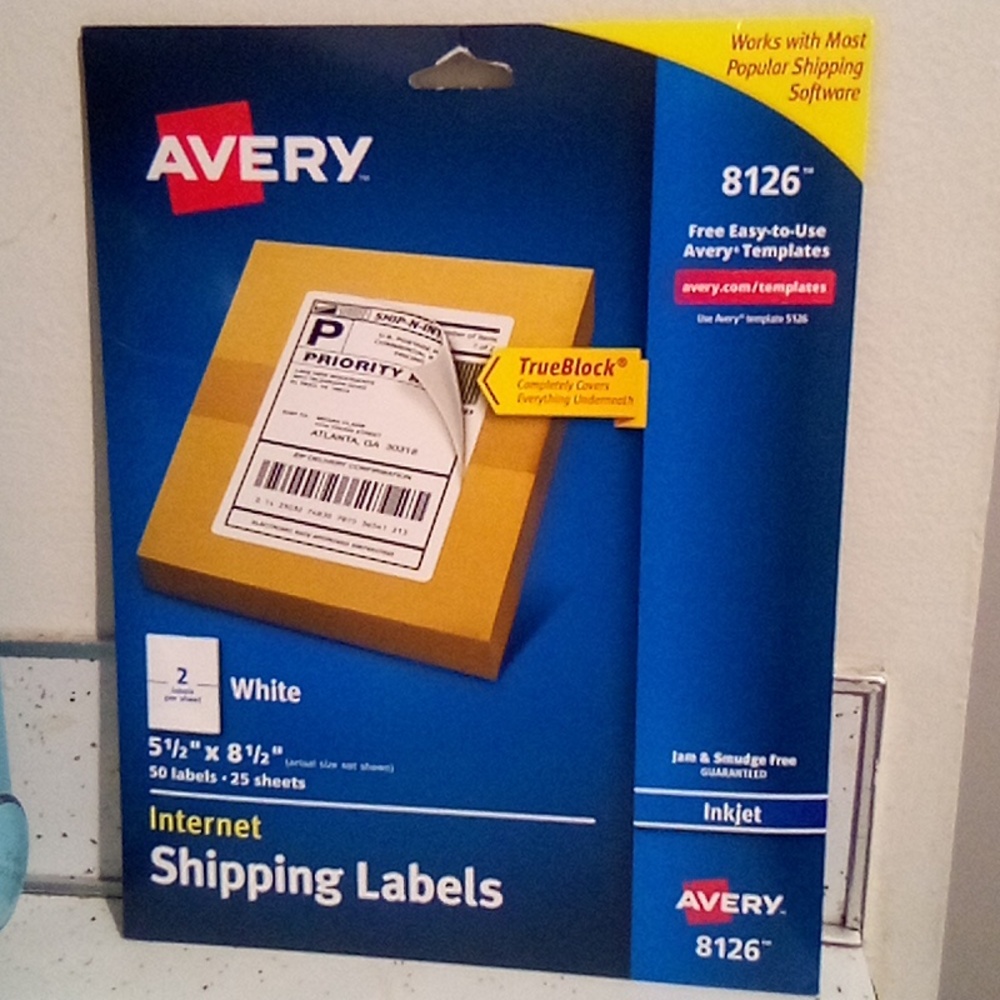 Avery- Internet "Shipping Labels" (8126) 50 labels
